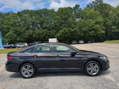 Used 2022 Volkswagen Jetta SE