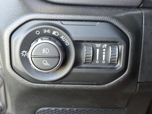 Used 2021 Jeep Gladiator Mojave w/ LED Lighting Group AWD/4WD image 23
