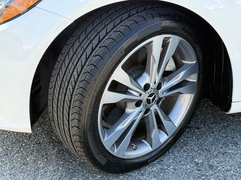 Used 2018 Mercedes-Benz C 300 Sedan image 18