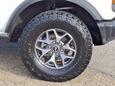 Certified 2023 Ford Bronco Badlands image 8