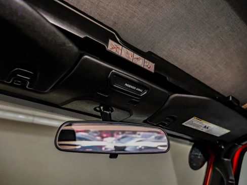 Used 2019 Jeep Wrangler Sport AWD/4WD image 24