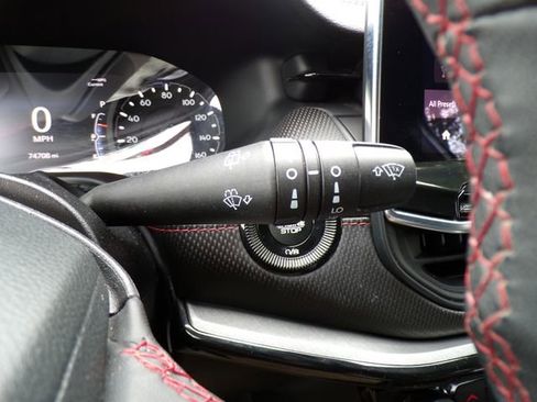 Used 2023 Jeep Compass Trailhawk image 18