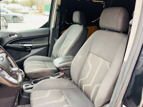 Used 2017 Ford Transit Connect XLT image 22