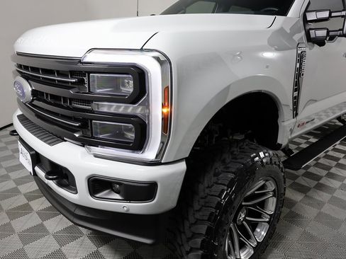 Used 2025 Ford F250 Platinum image 46