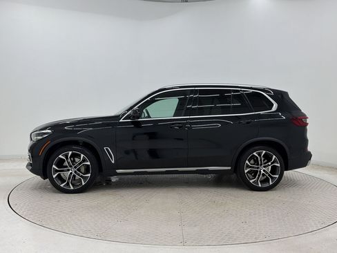 Used 2021 BMW X5 xDrive40i w/ Premium Package AWD/4WD image 2