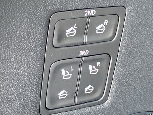 Used 2025 Hyundai Palisade Calligraphy AWD/4WD image 8