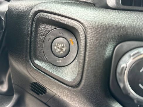 Used 2024 Jeep Wrangler Unlimited Sport AWD/4WD image 12