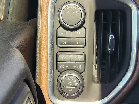 Certified 2022 Chevrolet Silverado 1500 High Country image 24