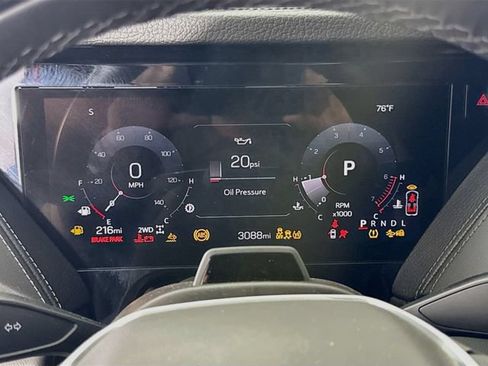 Used 2025 GMC Yukon XL Denali w/ Denali Reserve Package AWD/4WD image 13