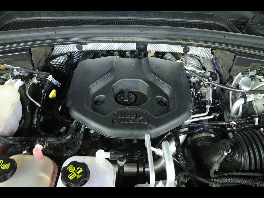 Used 2022 Jeep Grand Cherokee Trailhawk AWD/4WD image 23