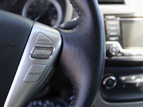 Used 2015 Nissan Sentra SV FWD image 18