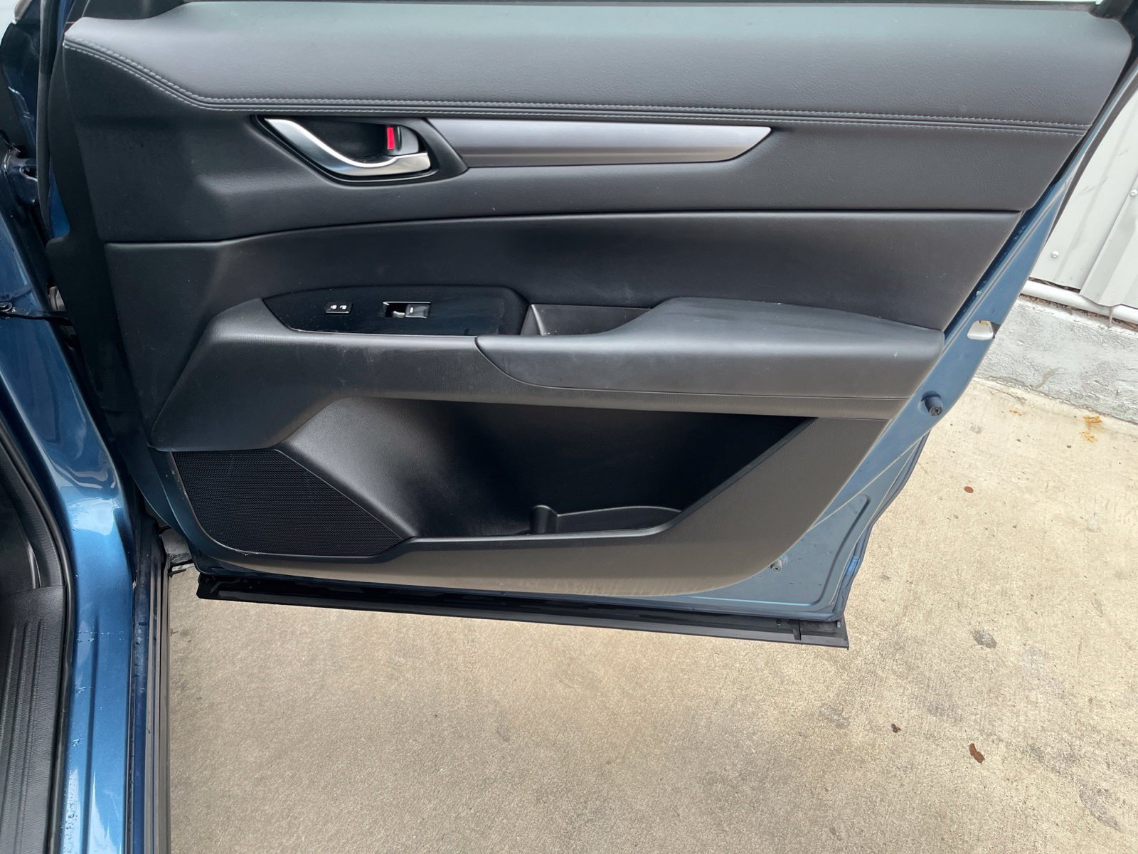 Used 2018 MAZDA CX-5 Touring FWD image 15