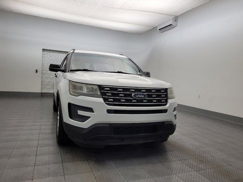 Used 2016 Ford Explorer image 14