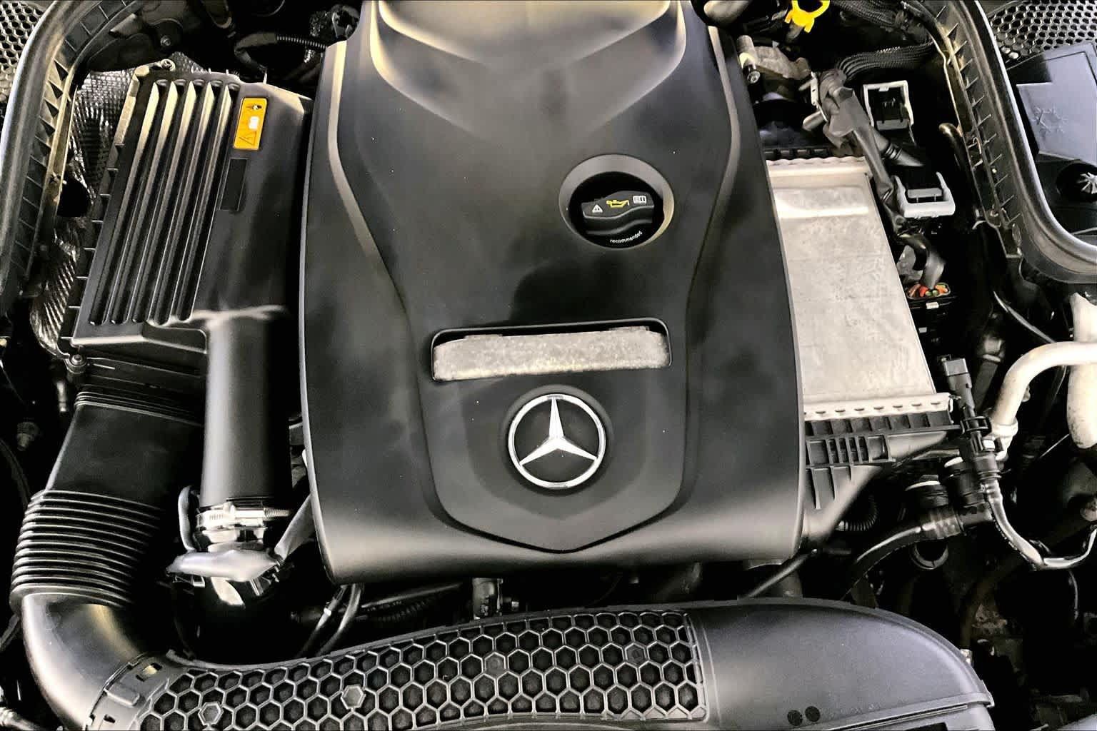 Used 2018 Mercedes-Benz C 300 4MATIC Cabriolet image 31