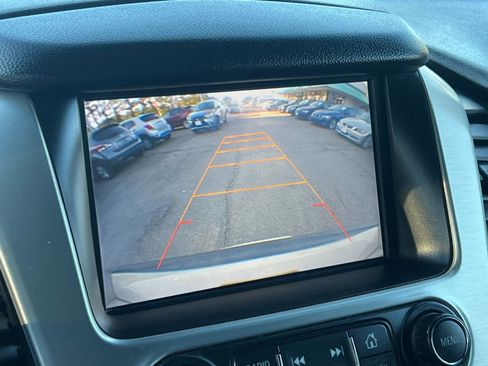 Used 2015 GMC Yukon SLE w/ Convenience Package image 13