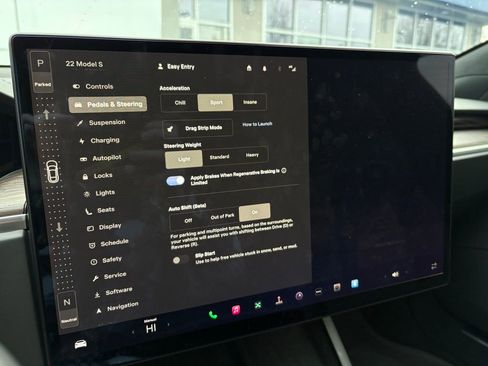 Used 2022 Tesla Model S image 19