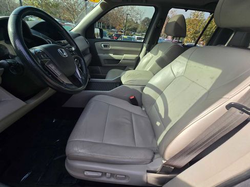 Used 2015 Honda Pilot Touring image 25