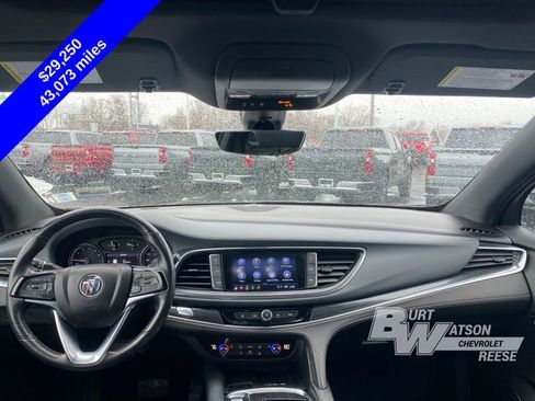 Used 2022 Buick Enclave Essence w/ Experience Buick Package image 15