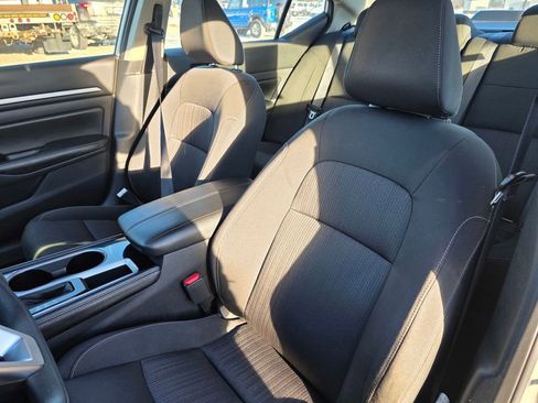 Used 2023 Nissan Altima 2.5 SV image 25