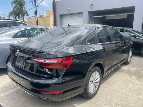Used 2019 Volkswagen Jetta S w/ Driver Assistance Package FWD image 4
