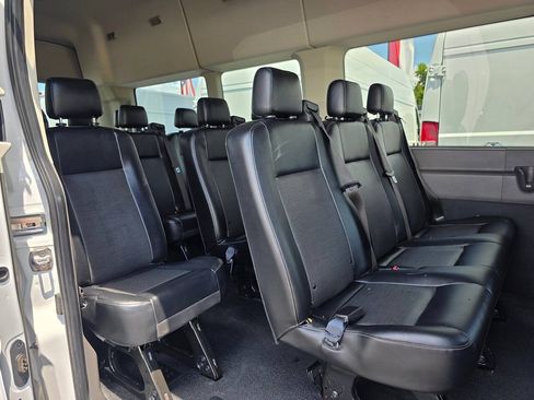 Used 2023 Ford Transit 350 XL RWD image 13