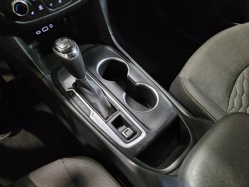 Used 2020 Chevrolet Equinox LT FWD image 26