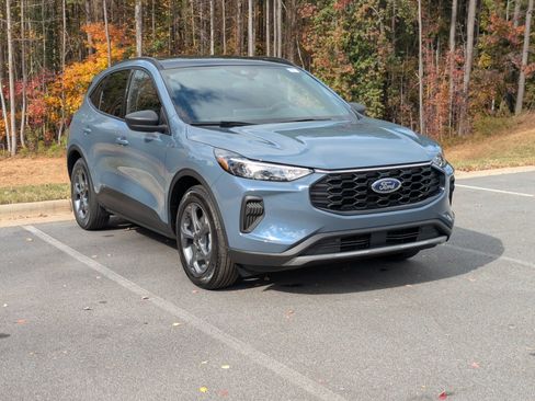 New 2026 Ford Escape ST-Line w/ Tech Pack #1 image 2