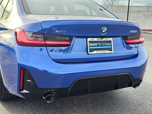 New 2026 BMW 330i xDrive Sedan w/ M Sport Package image 7