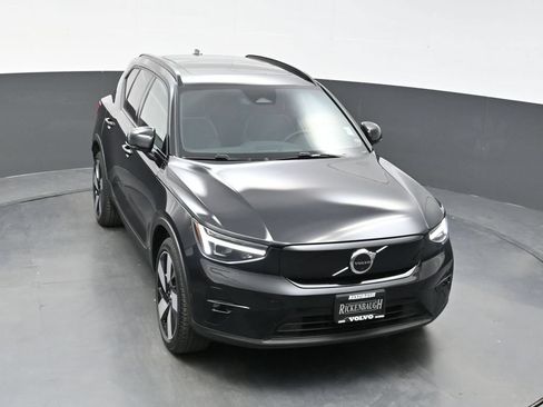 Used 2023 Volvo XC40 Recharge Ultimate w/ Protection Package Premier AWD/4WD image 34