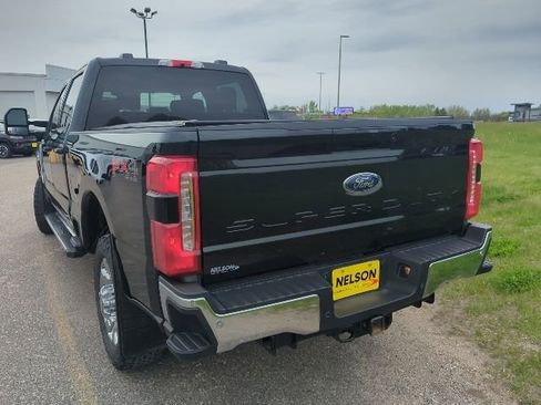 Used 2025 Ford F350 Lariat w/ FX4 Off-Road Package AWD/4WD image 2
