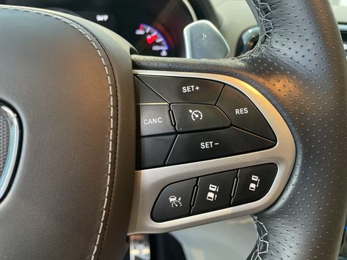 Used 2021 Jeep Grand Cherokee Trackhawk AWD/4WD image 23