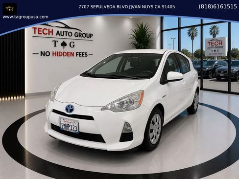 Used 2013 Toyota Prius C Three FWD image 1