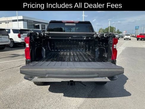 Used 2023 Chevrolet Silverado 1500 LTZ w/ LTZ Convenience Package II AWD/4WD image 17