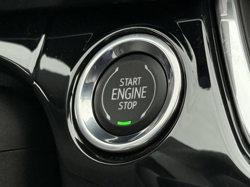 New 2026 Chevrolet Trax RS w/ Sunroof Package image 18