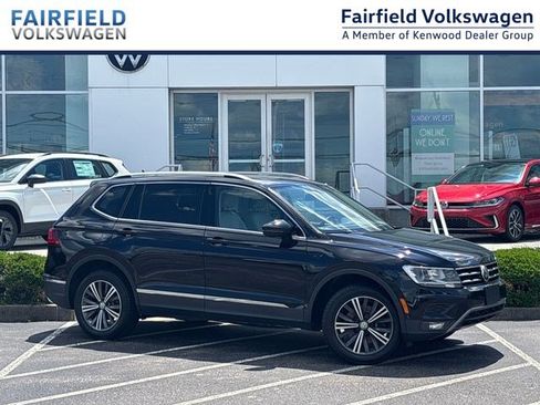 Used 2018 Volkswagen Tiguan SEL AWD/4WD image 1