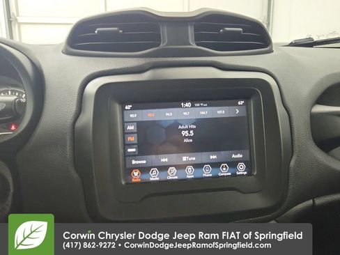 Used 2020 Jeep Renegade Latitude w/ Popular Equipment Group AWD/4WD image 24