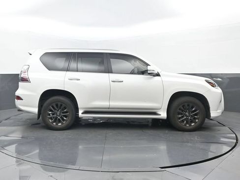 Used 2021 Lexus GX 460 Premium w/ Premium Package AWD/4WD image 2