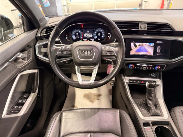 Used 2021 Audi Q3 2.0T Premium AWD/4WD image 18