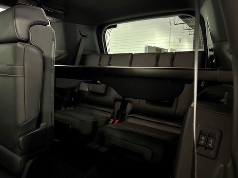 Used 2025 Lexus GX 550 image 30