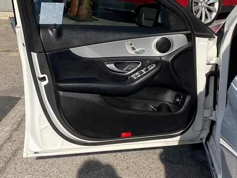 Used 2019 Mercedes-Benz C 300 Sedan image 11