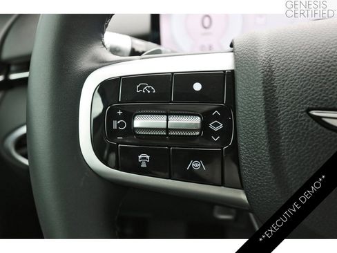 Used 2026 Genesis GV70 2.5T AWD/4WD image 18