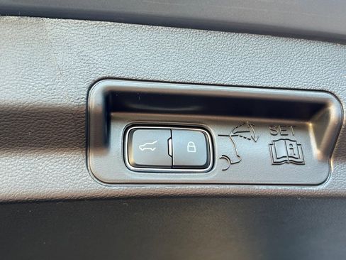 New 2026 Ford Explorer Active w/ Active Comfort Package image 15