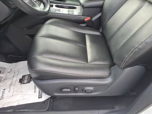 Used 2024 Nissan Murano SV AWD/4WD image 18