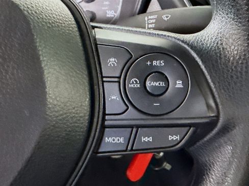 Used 2024 Toyota Corolla LE FWD image 15