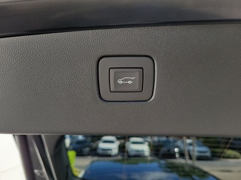 New 2026 Buick Envista Avenir FWD image 9