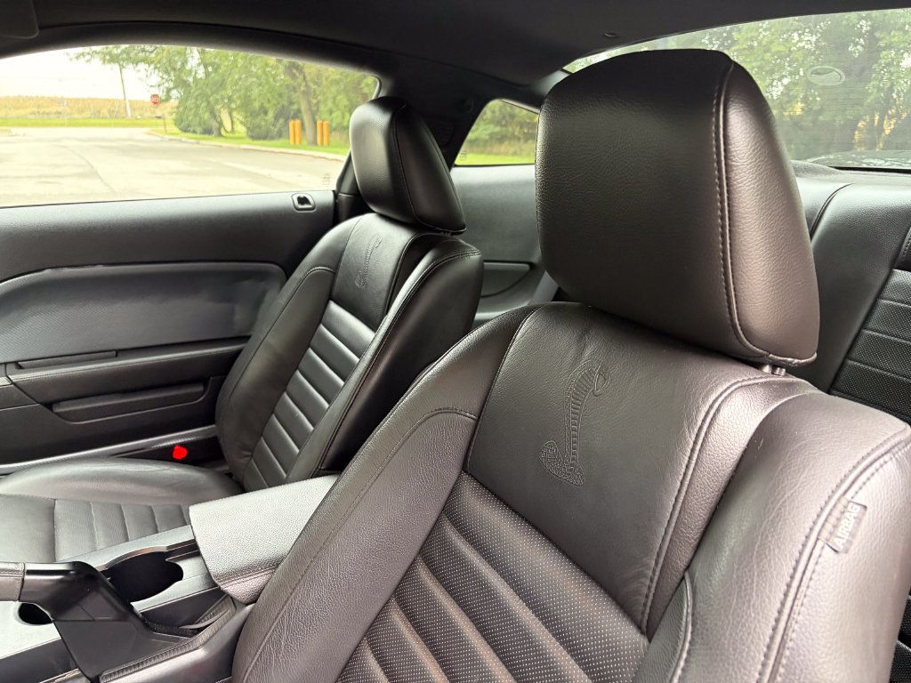 Used 2007 Ford Mustang Shelby GT500 RWD image 13