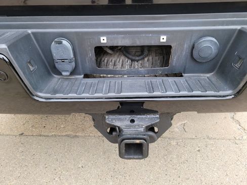 Used 2016 GMC Sierra 2500 Denali w/ Driver Alert Package AWD/4WD image 10