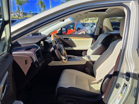 Used 2018 Lexus RX 350L w/ Premium Package image 18