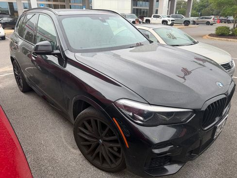 Used 2023 BMW X5 M50i w/ Climate Comfort Package AWD/4WD image 4