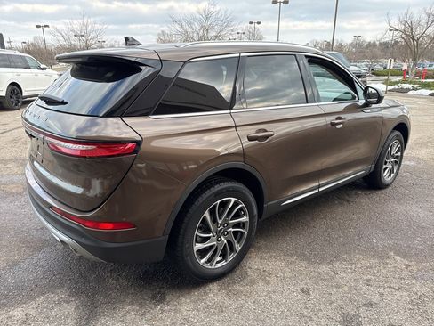 Used 2022 Lincoln Corsair FWD image 10